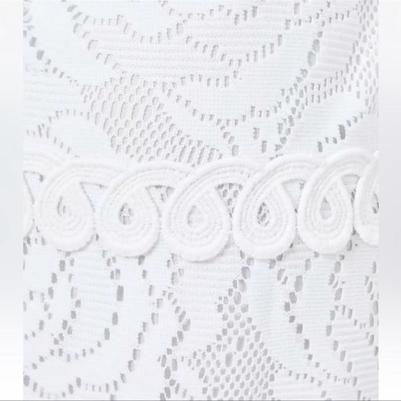 Lilly Pulitzer Zoella white dress with bungalow blossom lace - Picture 6 of 6